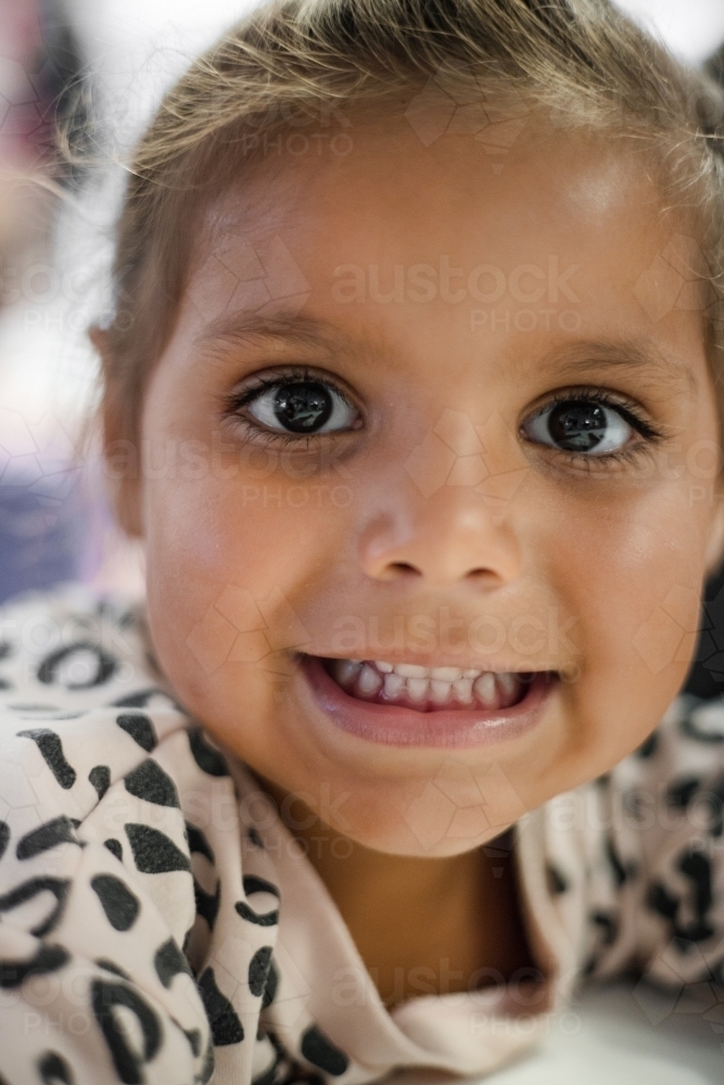 Image Of Close Up Of A Young Aboriginal Girl Childs Face Austockphoto