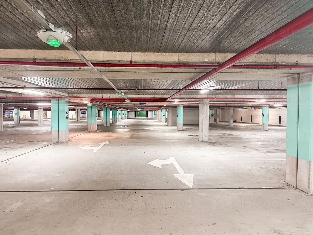 Image of empty shopping centre car park lanes - Austockphoto