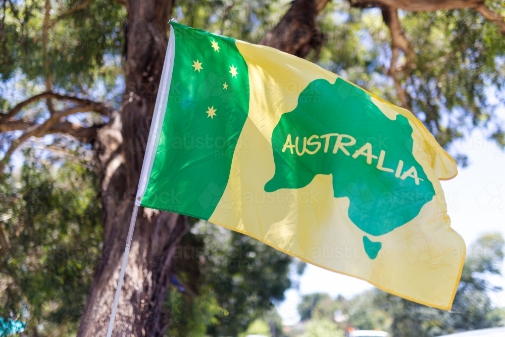 Image of Green and gold Australia flag - Austockphoto