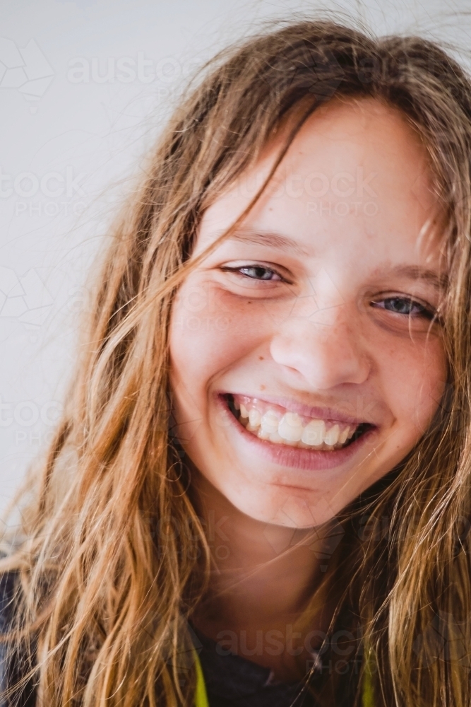 Image Of Happy Smiling Teenage Girl Austockphoto