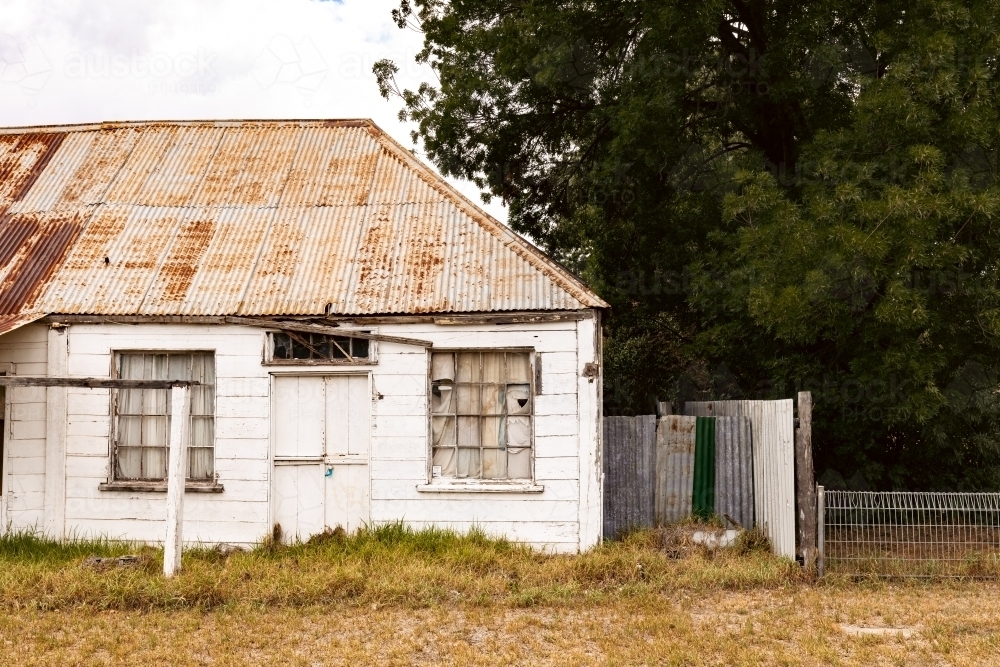 Historic cottage in rural town of Cassilis in the NSW Hunter Region - Australian Stock Image