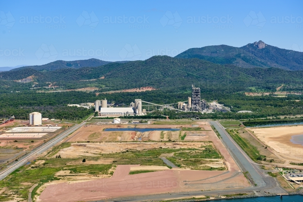 Horizontal shot of Fisherman's Landing reclaimed land and industrial site near Gladstone - Australian Stock Image