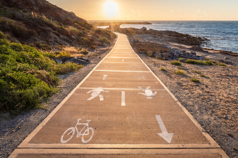 New bicycle lane along the O'Sullivans Beach coastal pathway - Australian Stock Image