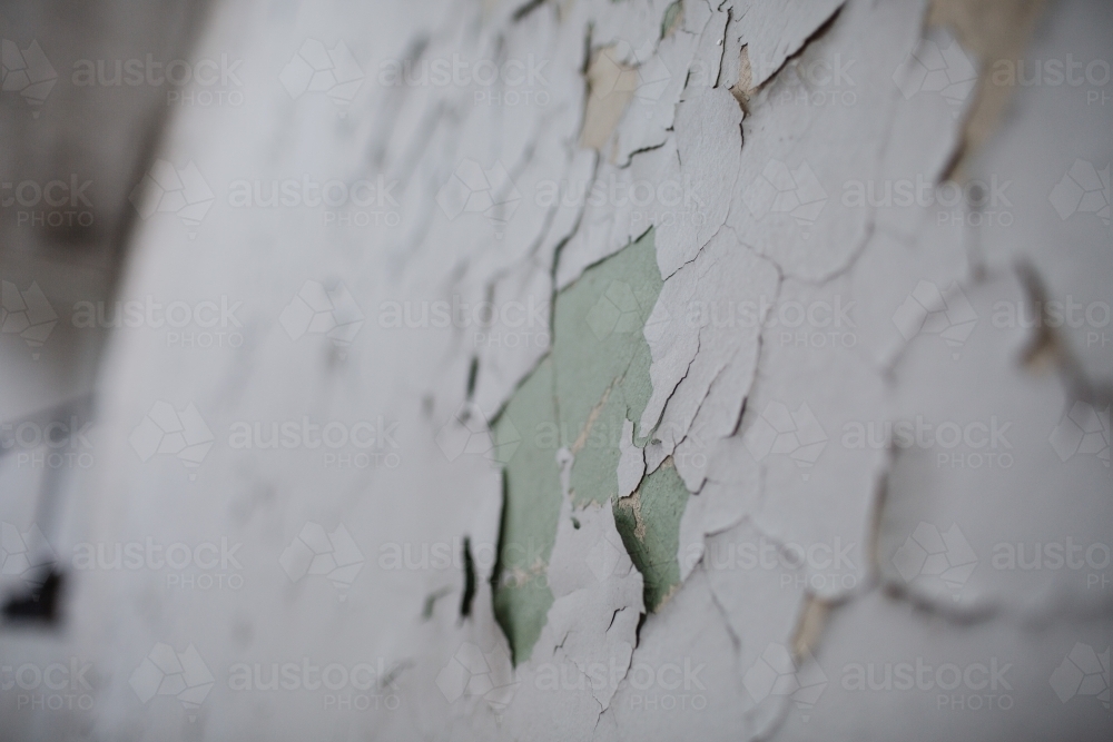 paint peeling revealing undercoat - Australian Stock Image