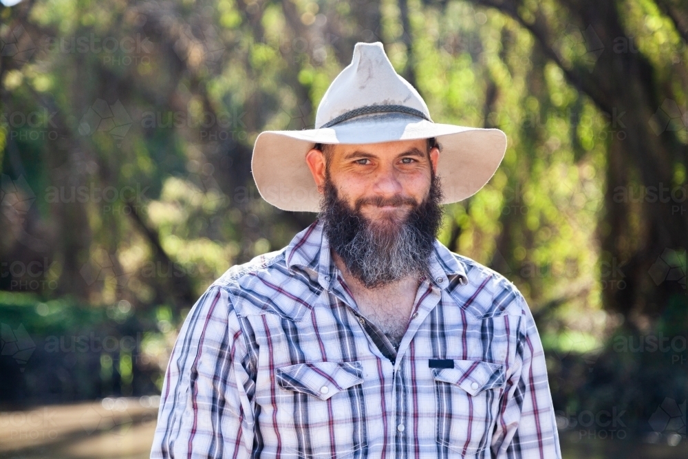 Portrait of male adult wearing akubra and - Australian Stock Image