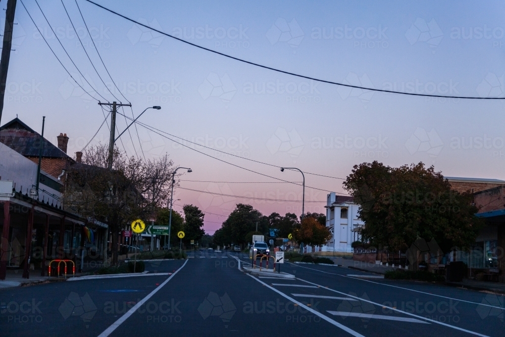 quiet main street of country town in Australia at dusk - Australian Stock Image