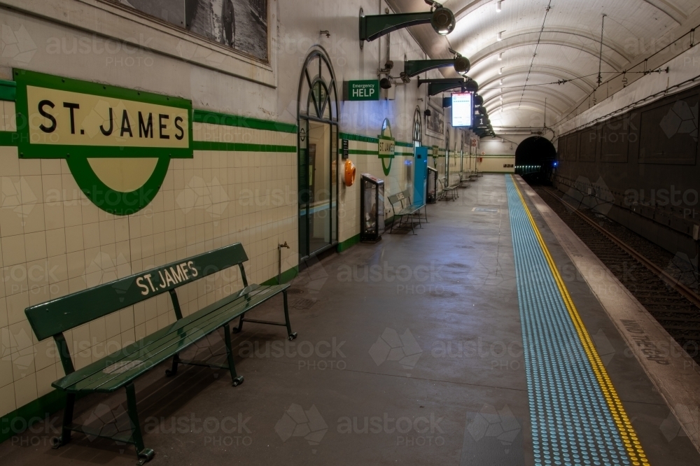 Railway platform in the underground city circuit in Sydney - Australian Stock Image