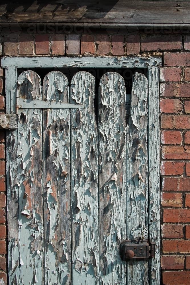 Image Of Rustic Old Barn Door Austockphoto