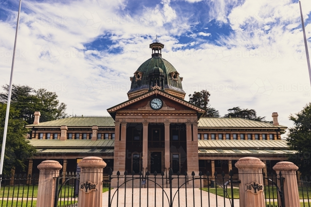 The historic Bathurst Courthouse built in 1880 - Australian Stock Image