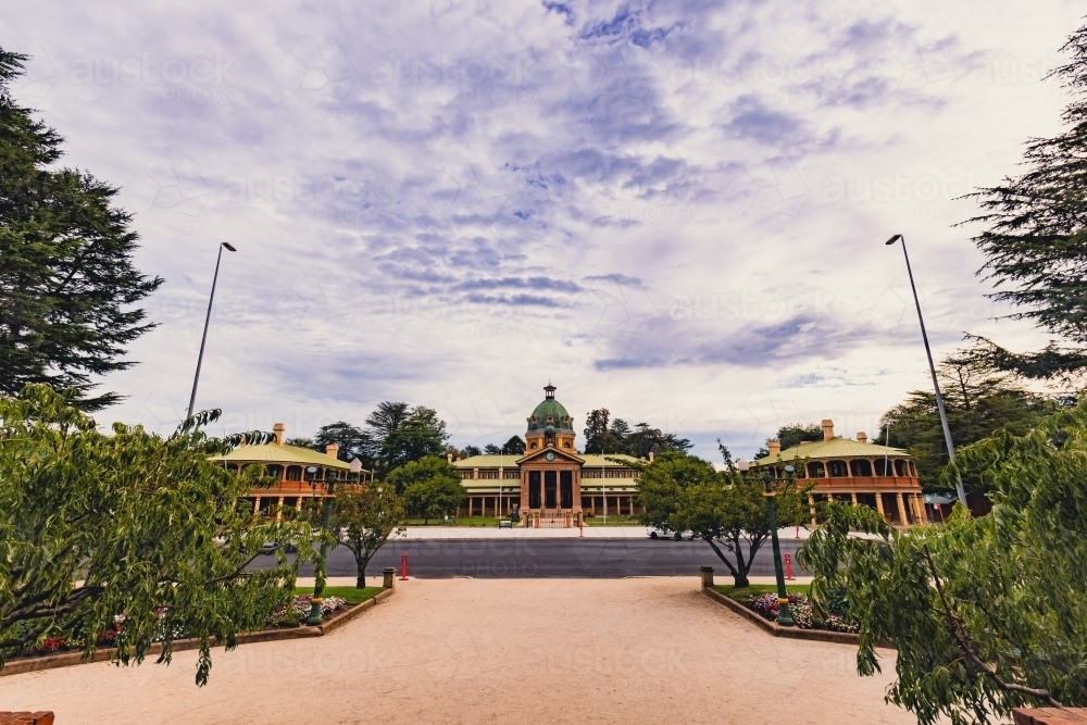 The historic Bathurst Courthouse built in 1880 - Australian Stock Image