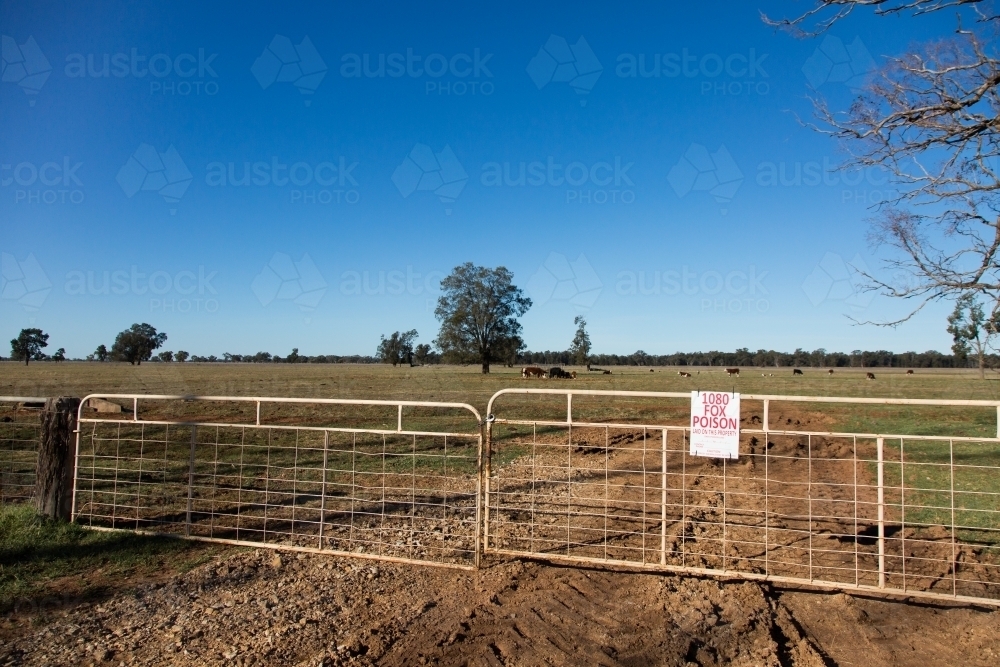 Warning sign for 1080 fox poison (bait) - Australian Stock Image