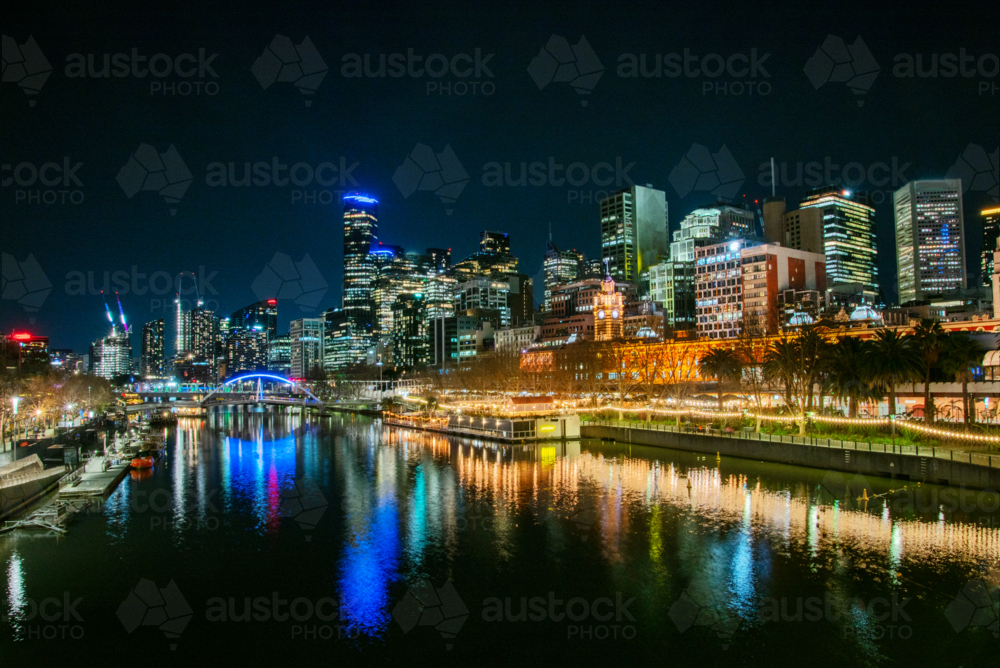 Yarra River and city skyline in Melbourne at night - Australian Stock Image