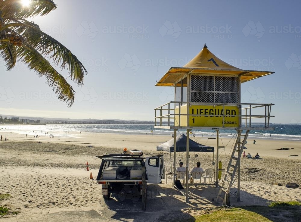 Yellow surf life savers hut at Rainbow Bay - Australian Stock Image