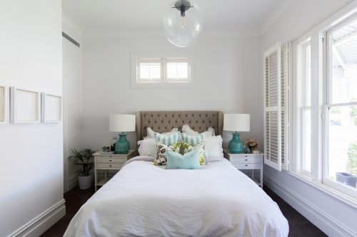 Beautiful feminine country styled master bedroom - Australian Stock Image