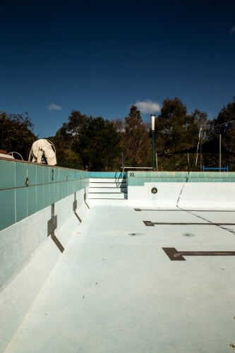 Edge of empty swimming pool - Australian Stock Image