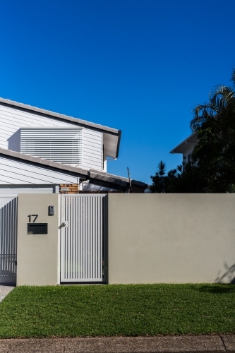 Front gate, mailbox and lawn of a house in Noosaville, queensland - Australian Stock Image