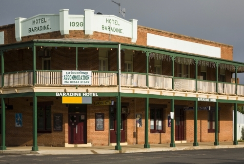 Quiet country pub hotel, exterior view, early morning, no people - Australian Stock Image