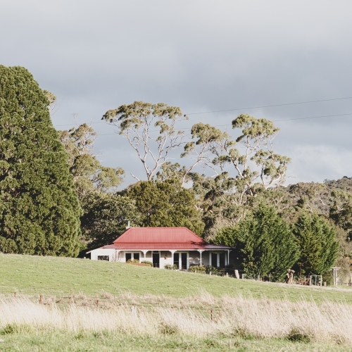 rural victorian home in countryside - Australian Stock Image