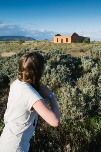 View of historical building in outback bush setting - Australian Stock Image